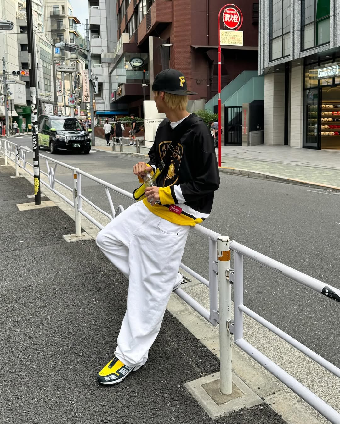 기본 색일수록 끌리는 뉴에라🧢 이미지