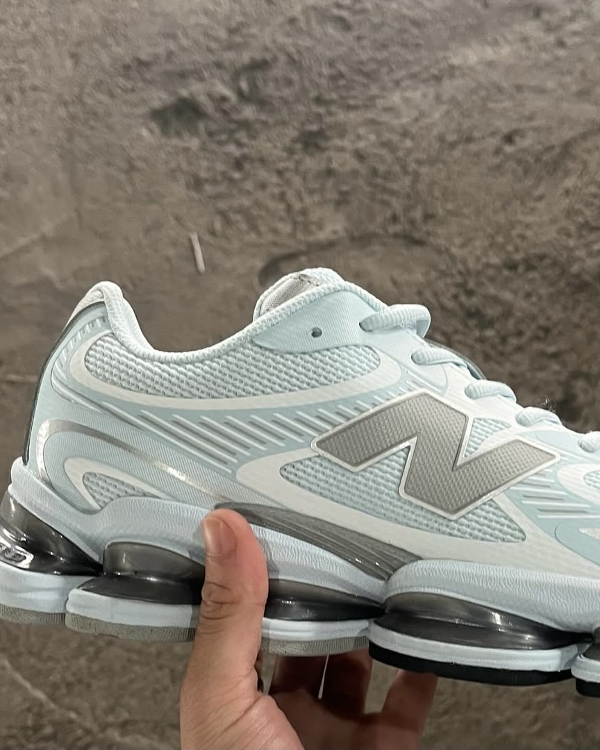 스트릿 맛 가득한 뉴발2000👟 이미지3