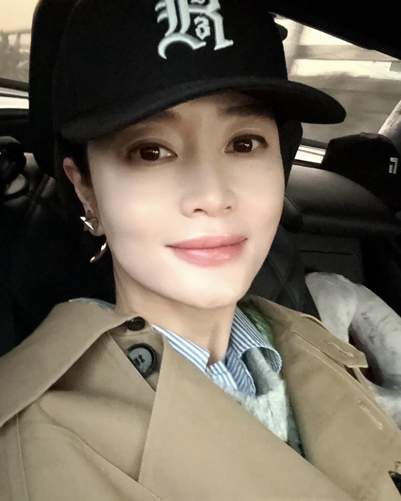 얼굴 여백이 제로 수준❤️김혜수 이미지4