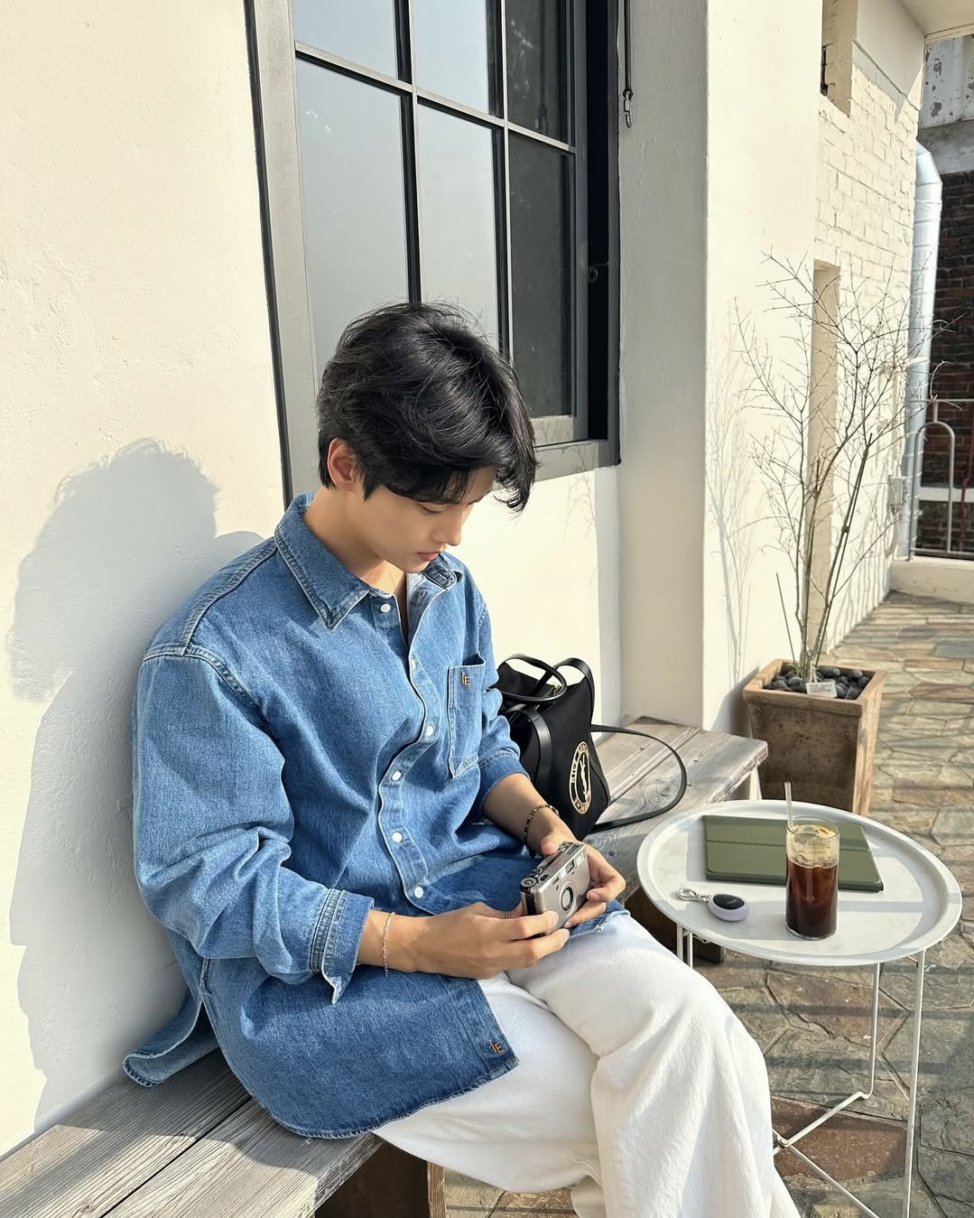 흰바지 걍 이렇게🐣 이미지2