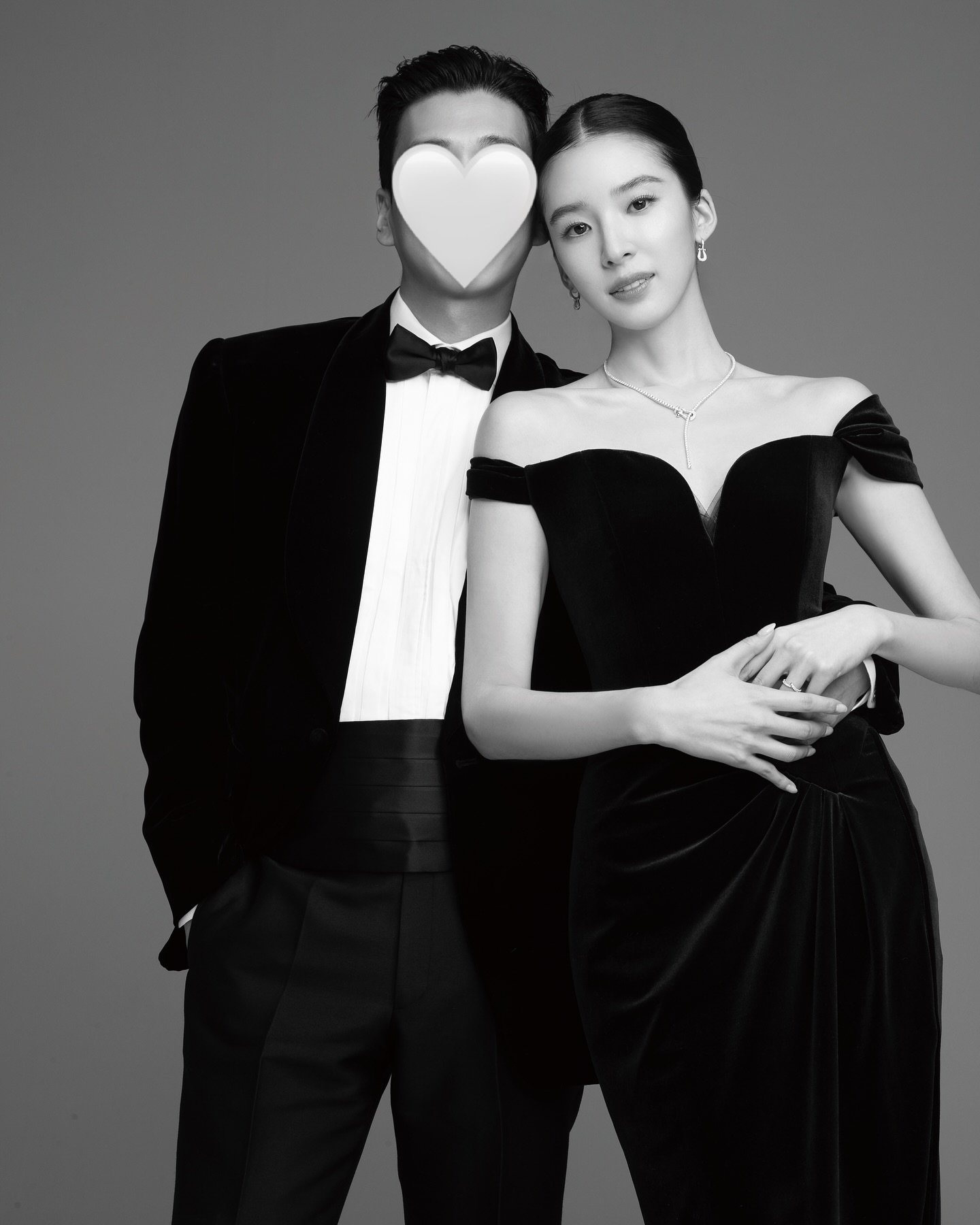 아이린 웨딩화보 공개✨
사진 한 장 한 장이 레전드… 결혼식이 벌써부터 기다려져요! 이미지