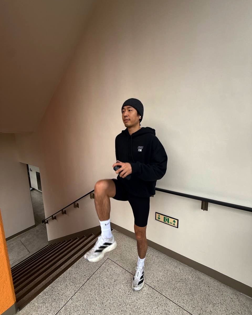 러닝할 때에도 멋 포기 못해🏃🏻 이미지4