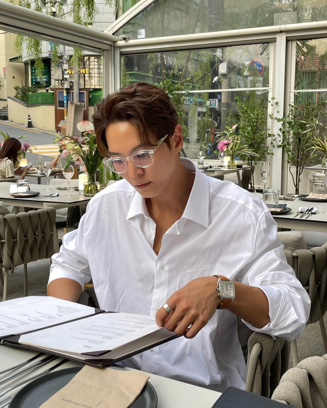 셔츠 롤업 센스 챙겨👔 이미지