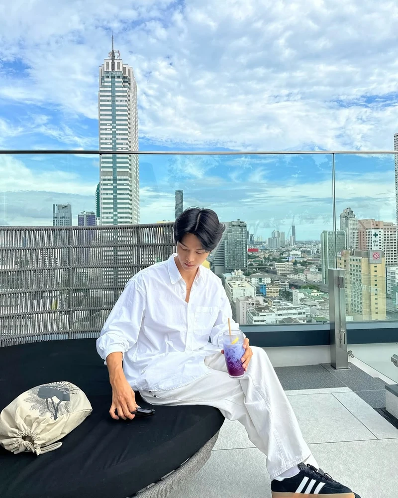 셔츠 롤업 센스 챙겨👔 이미지4