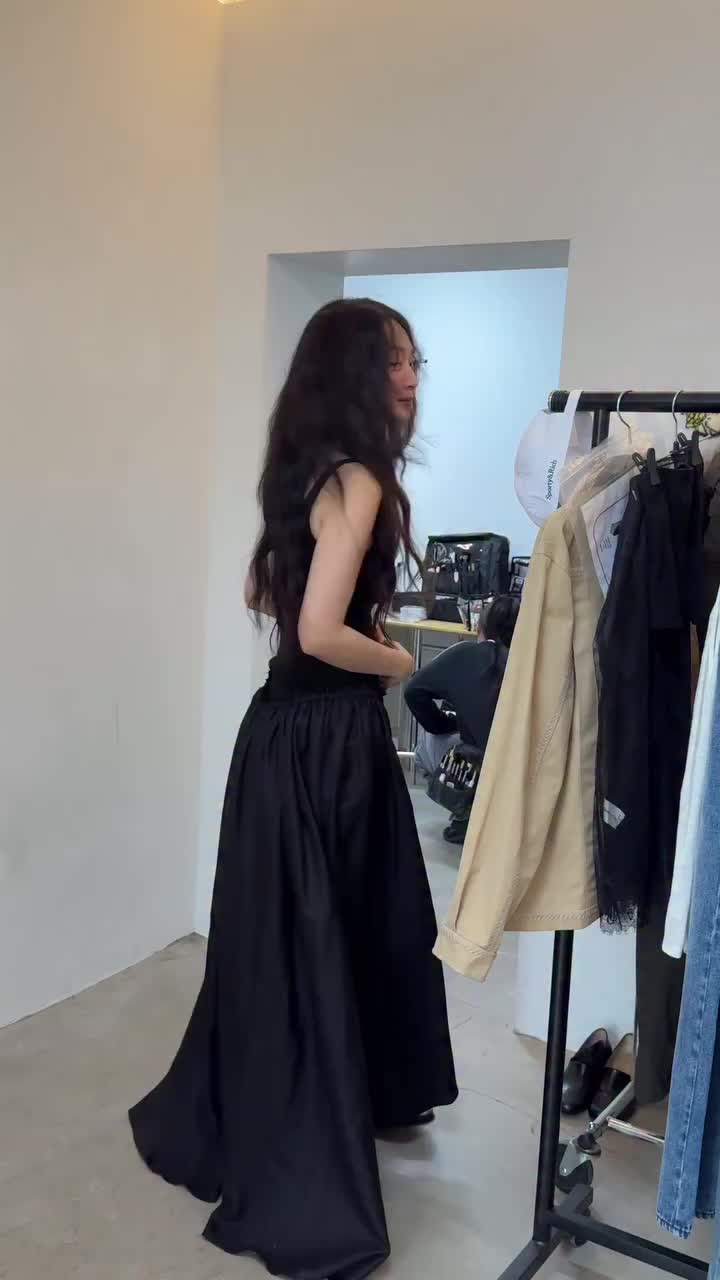 신민아 블랙드레스🖤요정이세요..? 이미지