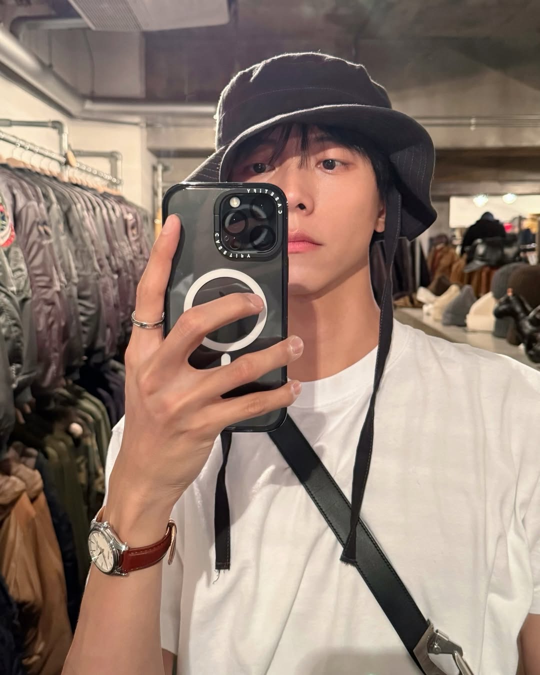 흰 무지티면 여름 충분☀️ 이미지