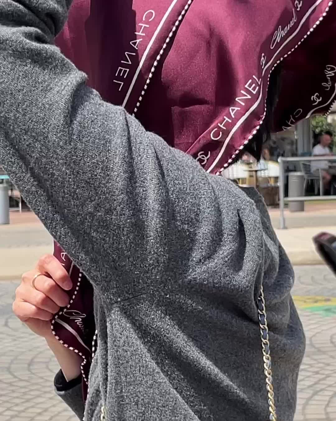 요즘 자주봐서 좋은❤️고은샤넬룩 이미지"
