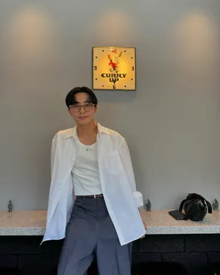 화이트셔츠가 젤 깔끔해👔 이미지