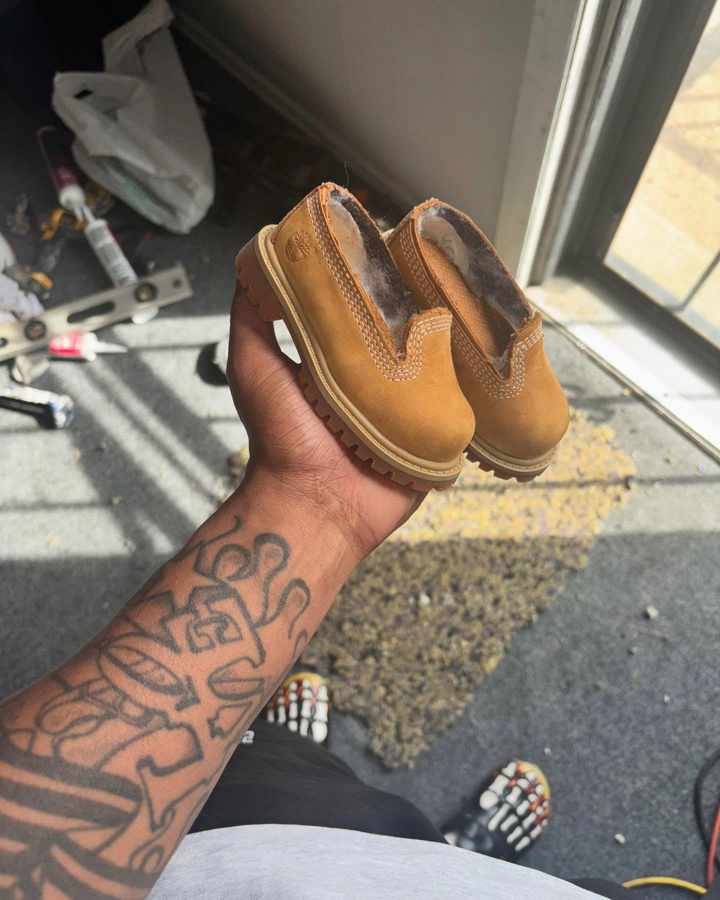 집에 팀버랜드 있으면 시도해보기👞
이제는 나만의 커스텀 아이템으로 승부하기🔥 이미지4