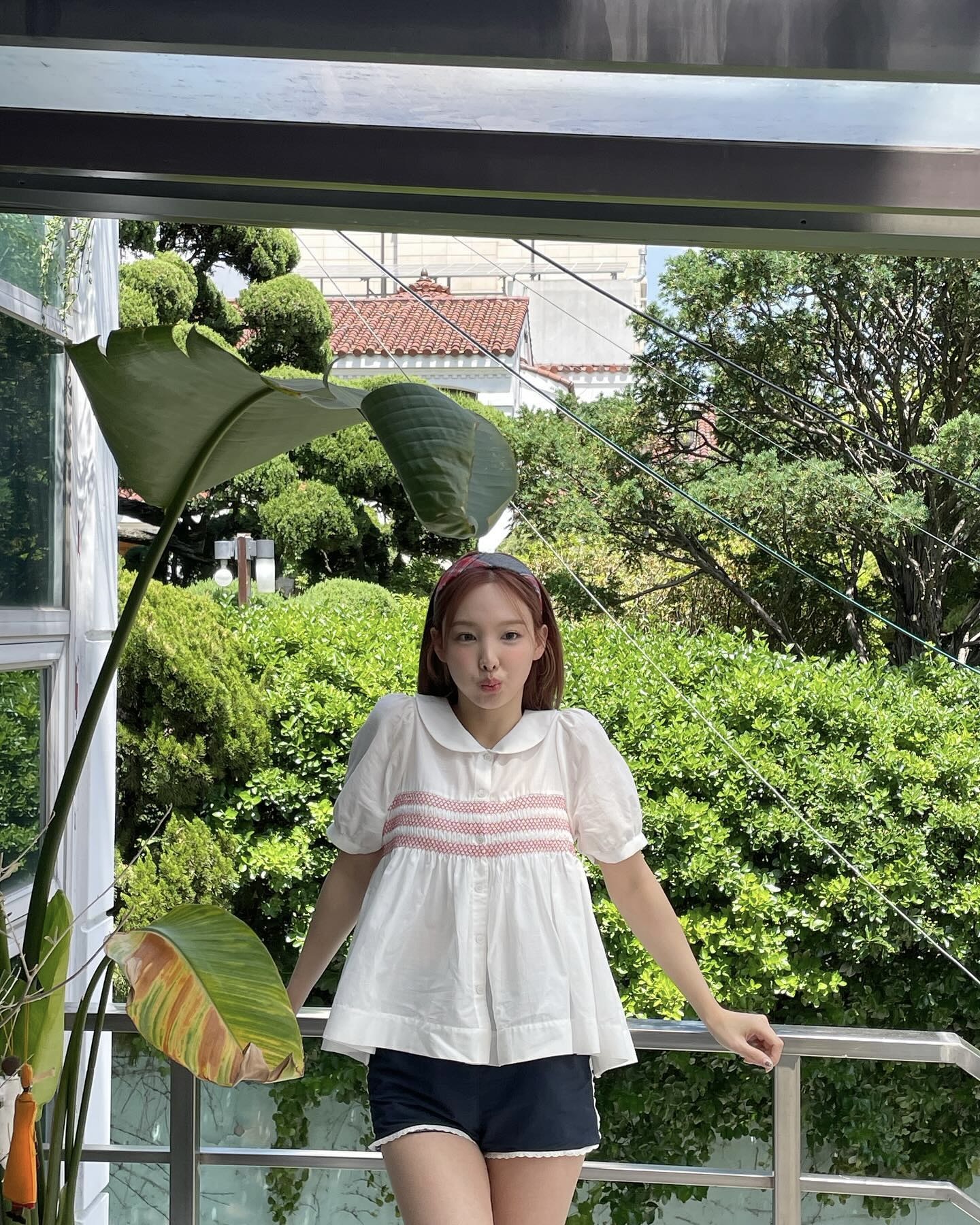 나연처럼 입으면 여름 준비 끝🌞 이미지