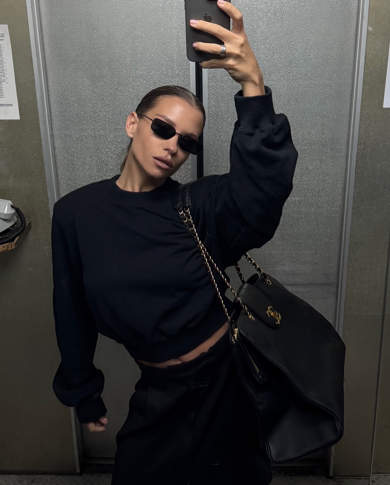 보부상 취저👜초대형 빅백
가벼운 룩엔 빅백 하나로 포인트✔️ 이미지6