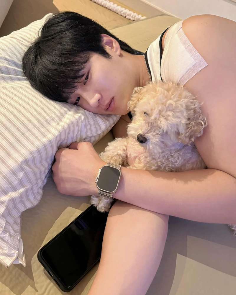 MBTI 다음은 에겐-테토❓
요즘 가장 핫한 키워드, 바로 ‘에겐남’과 ‘테토남’인데요. 상대의 감정을 섬세하게 읽고 다정하게 맞춰주는 에겐남, 직설적이고 추진력 넘치는 듬직한 테토남은 전혀 다른 매력을 가지고 있습니다.
에겐남 vs 테토남, 대표 연예인으로 알아보는 취향 테스트! 여러분의 픽은 누구인가요?❤️
- 에겐남
1. 장동윤
2. 변우석
3. 홍경
4. 송강
5. 최우식
- 테토남
1. 안보현
2. 허남준
3. 손석구
4. 덱스
5. 셔누 이미지2