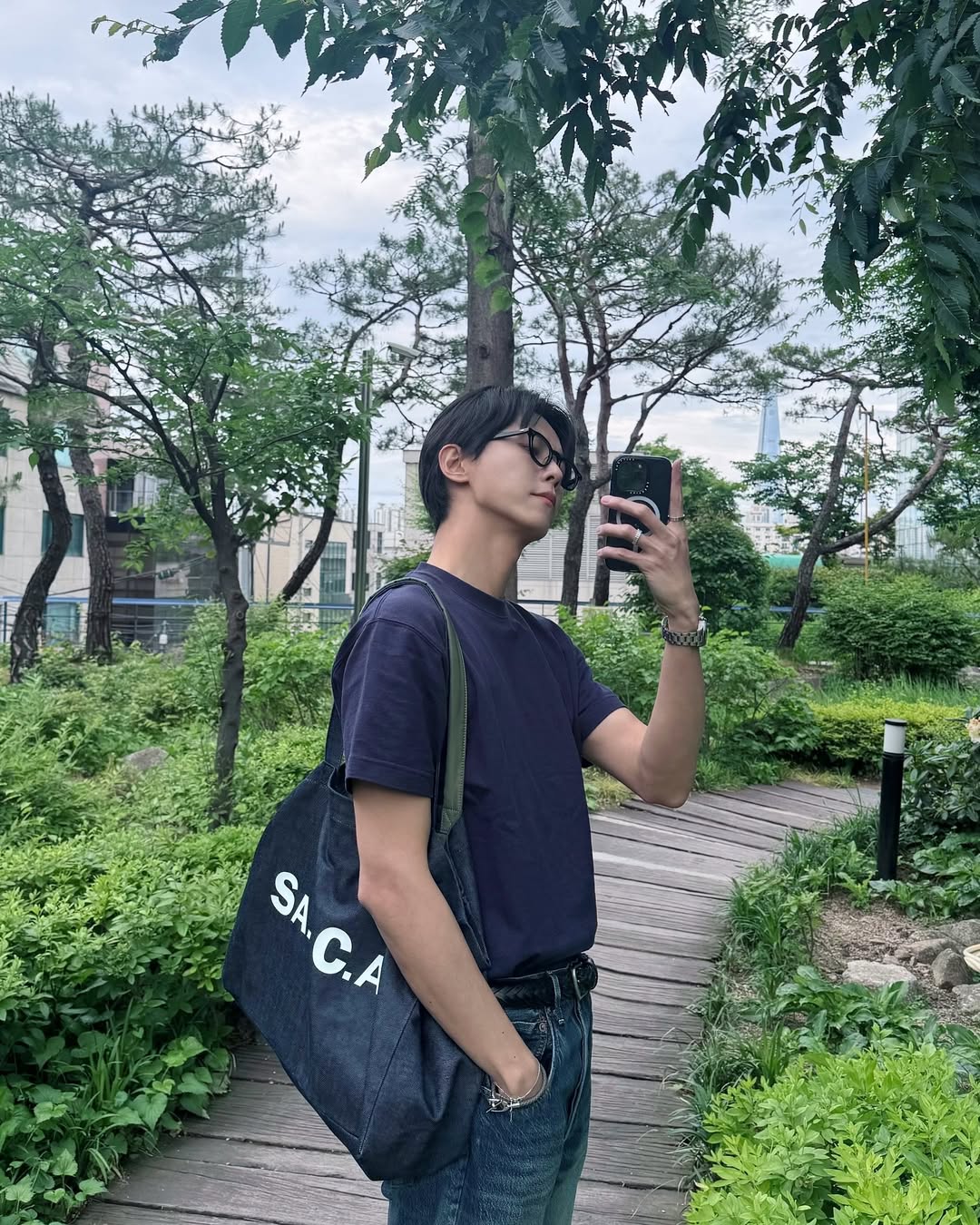 무심하게 티셔츠 넣어 입기👻 이미지2