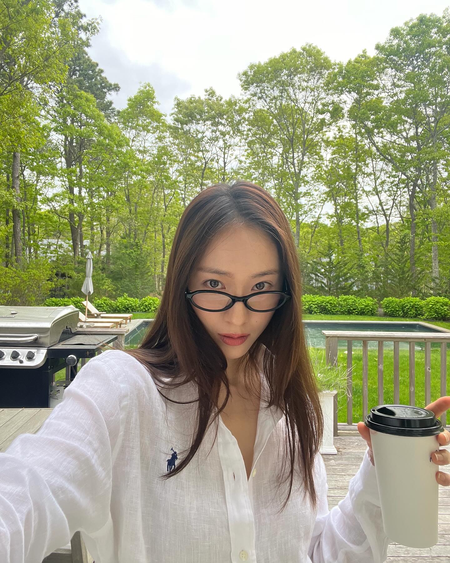 천년만년 입는🤍 폴로 여름 필수템
무더운 자외선, 린넨 셔츠로 막자✨ 이미지6