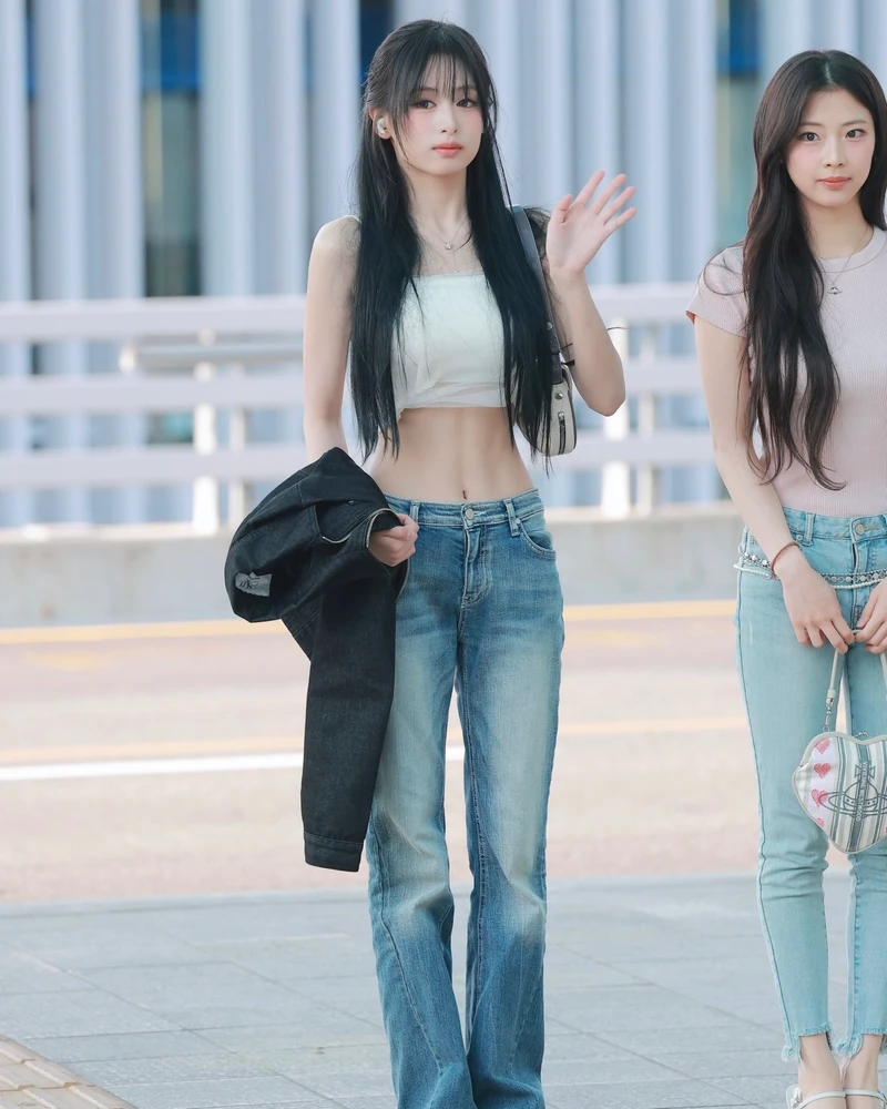 핫걸 코디 공식 = 나시 + 데님👖
기본템만으로 완성하는 올여름 스타일링❤️🔥 이미지1