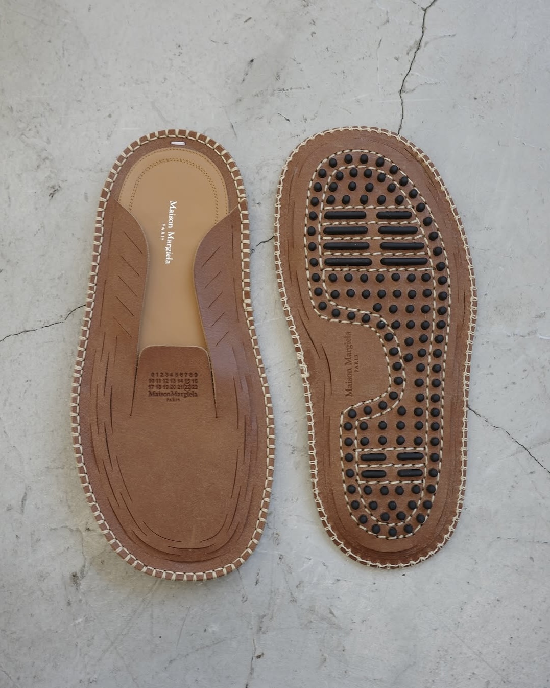 마르지엘라 모카신 슬리퍼🩴 이미지1