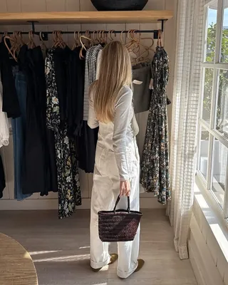 올해도 어김없는 셀럽들 여름가방🤎
활용도 짱짱한 드래곤 디퓨전🐉🪡예쁜 여름코디 미리 저장하기 이미지