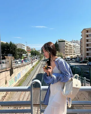 요즘 셀럽들 사복 이렇게 입더라✨
지금 바로 따라 입고 싶은 에겐녀스타일 이미지