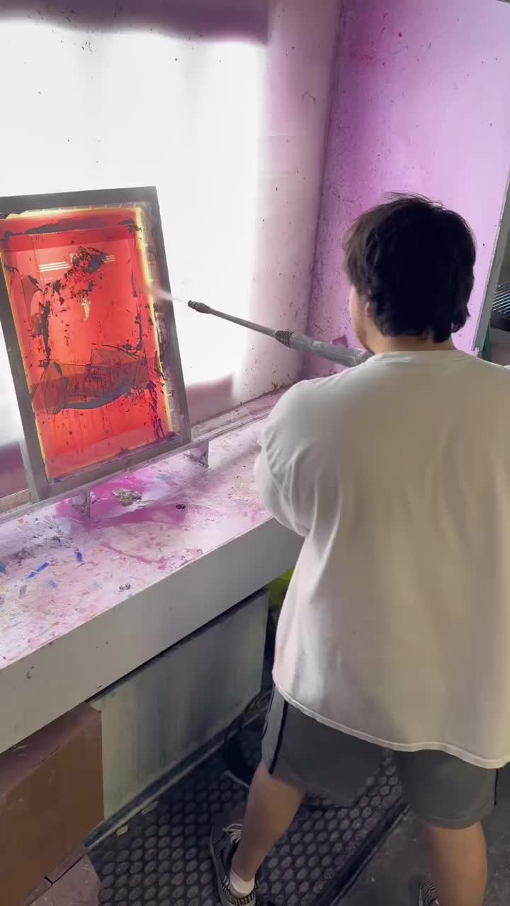 이건 마치 하이패션 아방가르드😂
스크린 프린팅으로 만든 특별한 티셔츠?! 유사품 주의!⚠️⛔️ 이미지