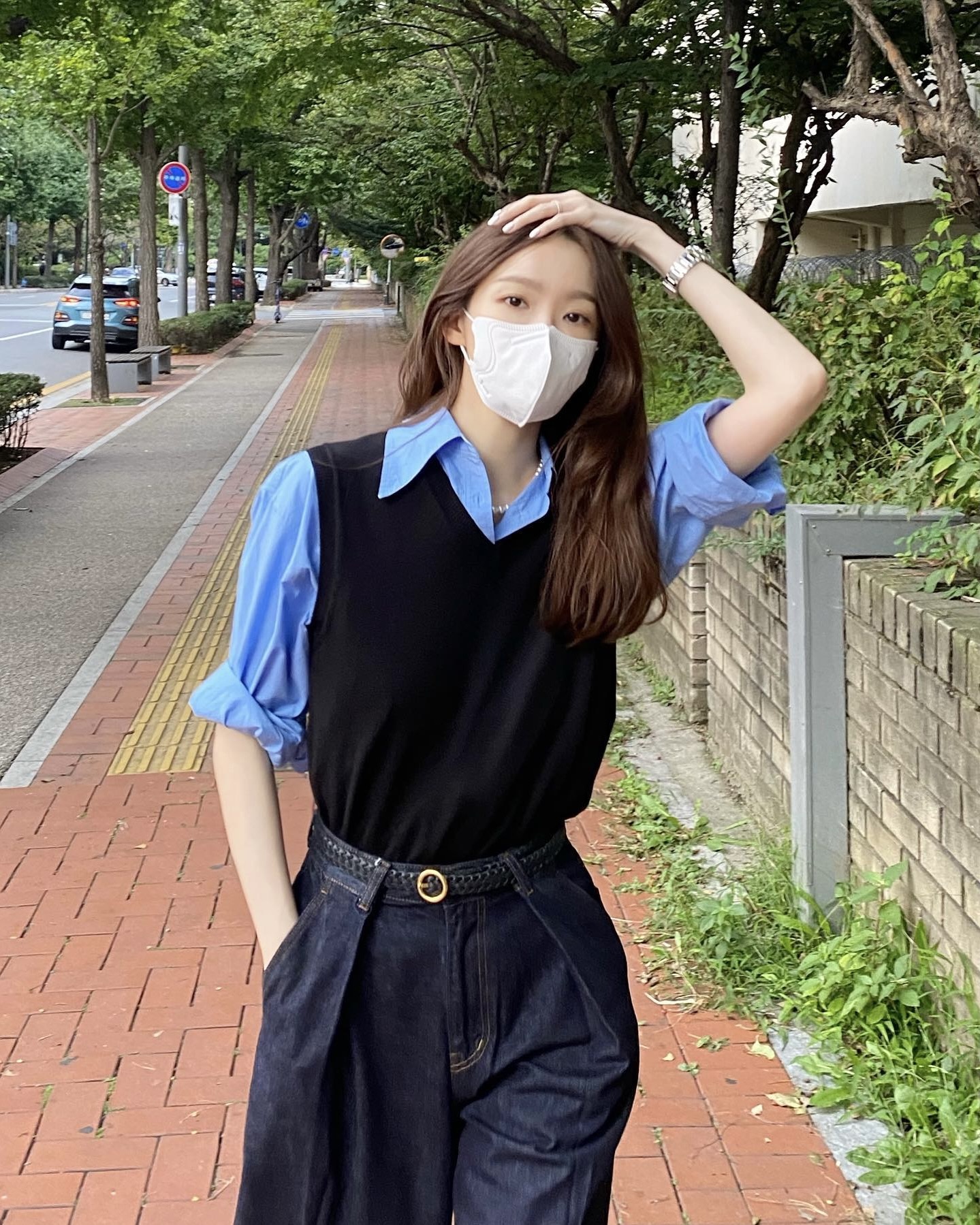 여름 바람 머금은 셔츠🌬️👔
보기만 해도 시원한 셀럽 셔츠룩 참고하자 이미지