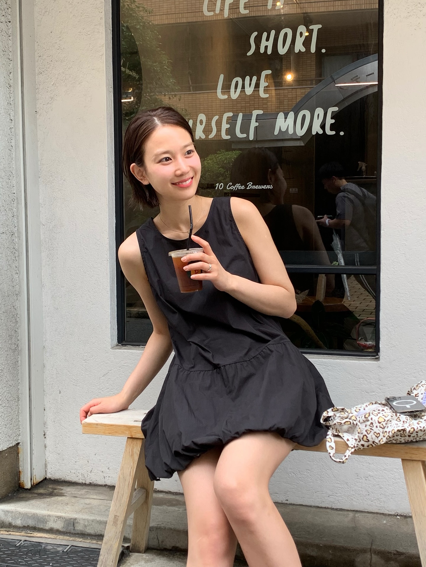 코디 걱정🙅🏻‍♀️장희령의 원피스 코디
심플하게 완성하는 여름 추천 스타일링👗 이미지