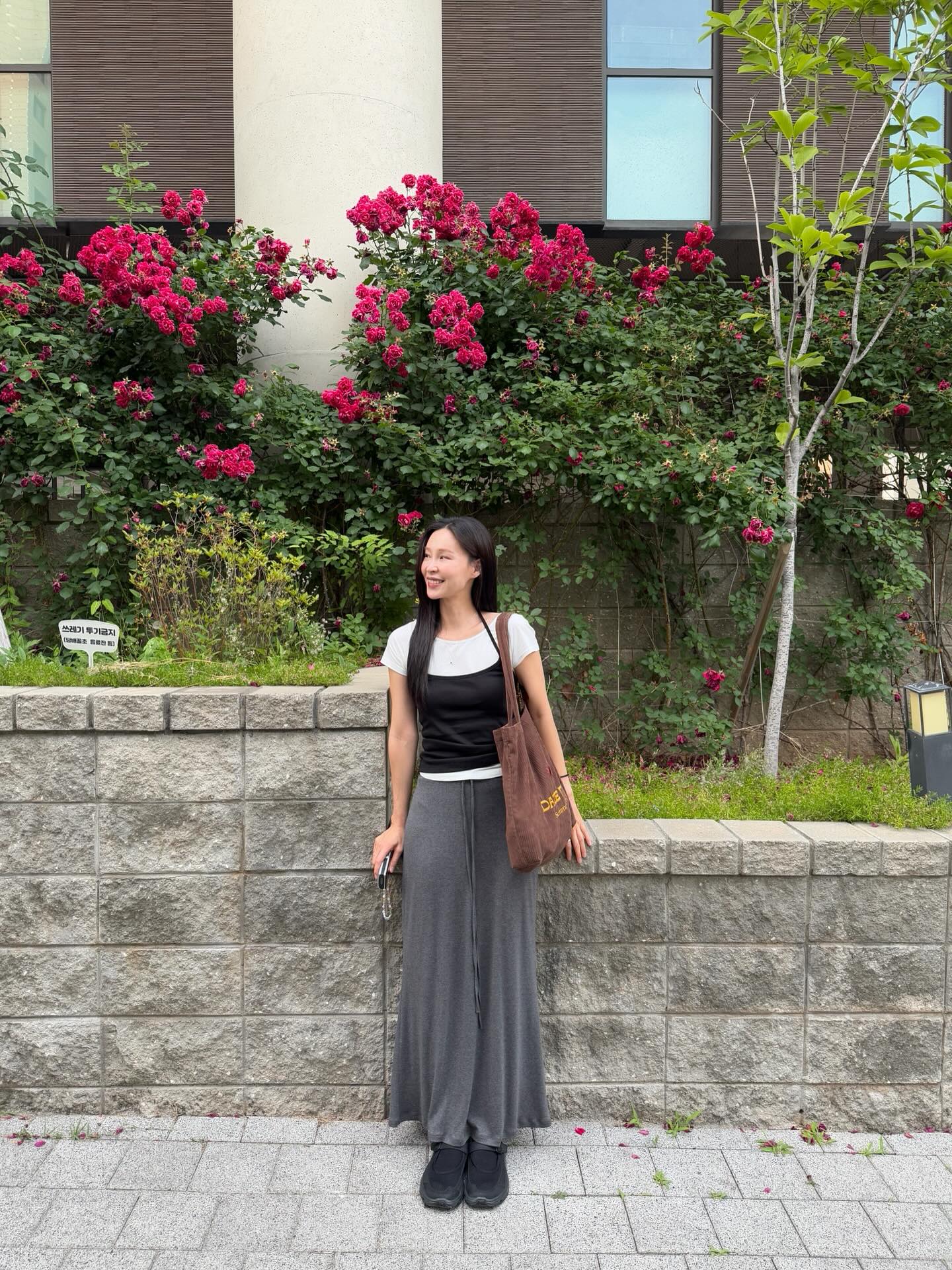 쉽게 따라하는 기본템 레이어드✨
따라만 입어도 코디력 올라가는 여름 레이어드룩🤍 이미지3