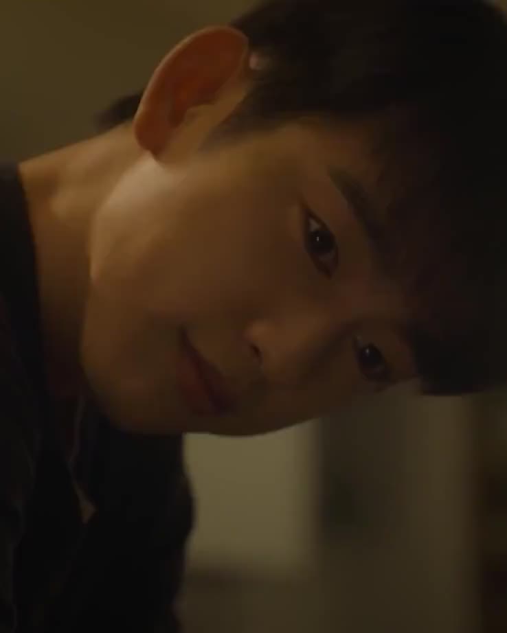 이 사건을 아는 사람: 너무 무서워
요즘 제일 설레는 미지 x 호수 투샷👩‍❤️‍👨 이미지
