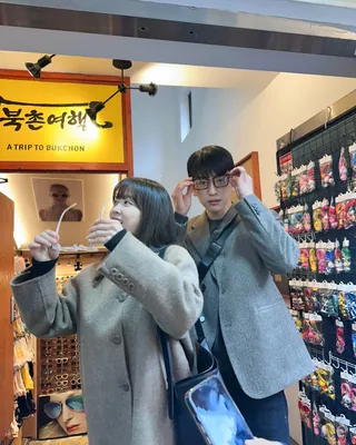 이 사건을 아는 사람: 너무 무서워
요즘 제일 설레는 미지 x 호수 투샷👩❤️👨 이미지