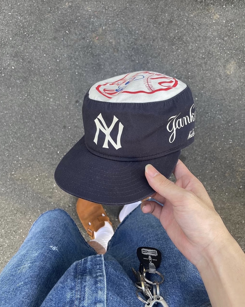 요즘 트렌드는 필박스캡🧢 이미지