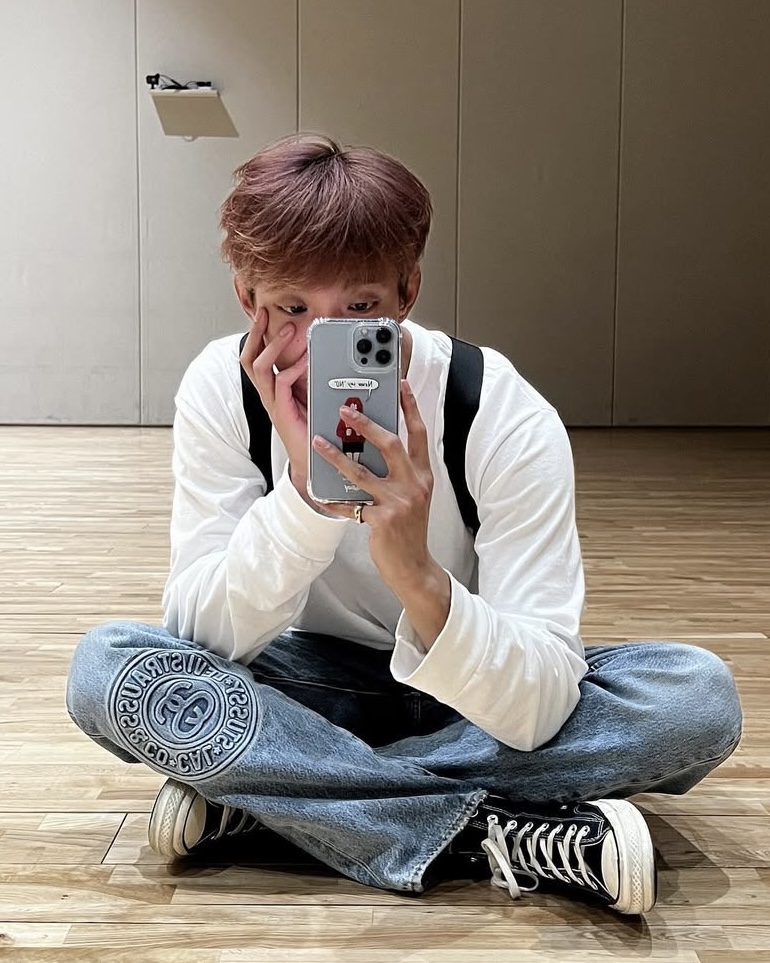 여름에도 검정 척테일러🎱 이미지5