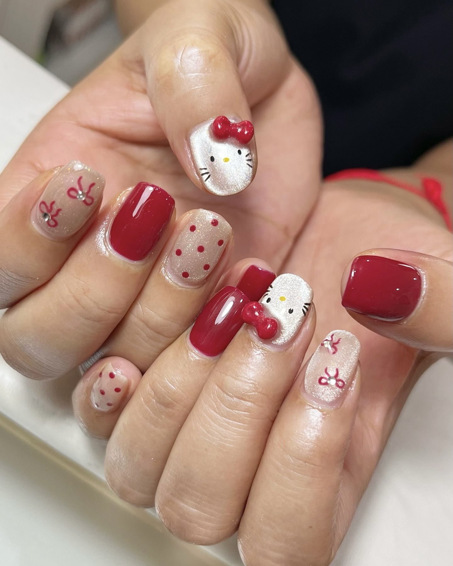 헬로키티 네일 끝판왕💅
귀엽고 과감하게, 키티 덕후라면 저장 필수💘 이미지3