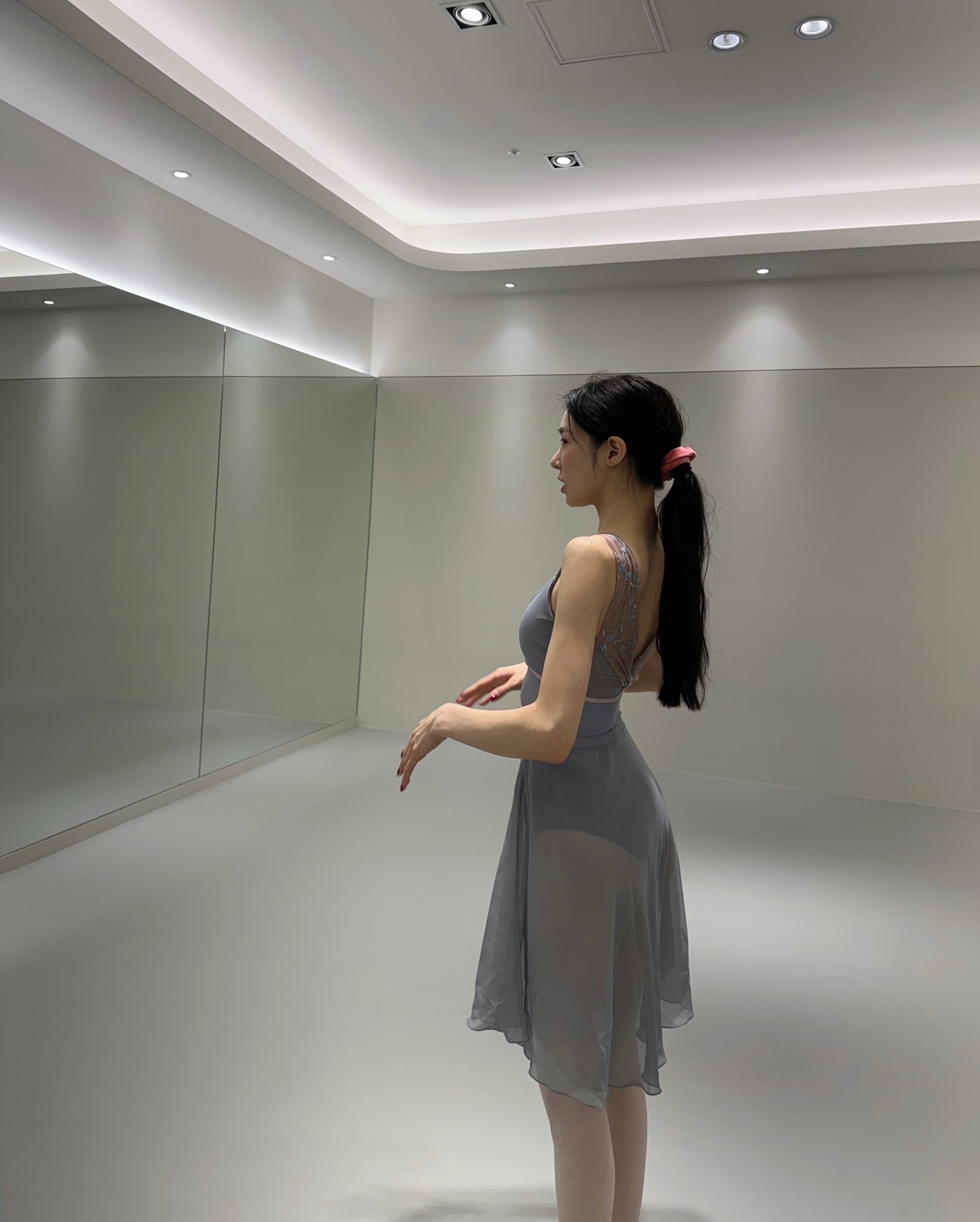 발레 뽐뿌 오는 셀럽들의 발레복🩰 이미지