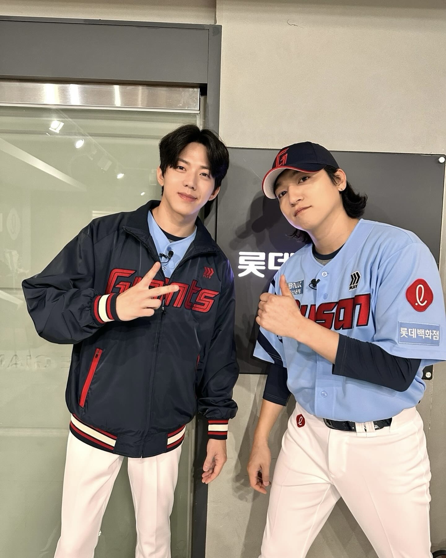 야구장 갔다가 이상형 본 썰📸
그날 시구짤이 아니라 남친짤이 됐어요❤️🫢 이미지5