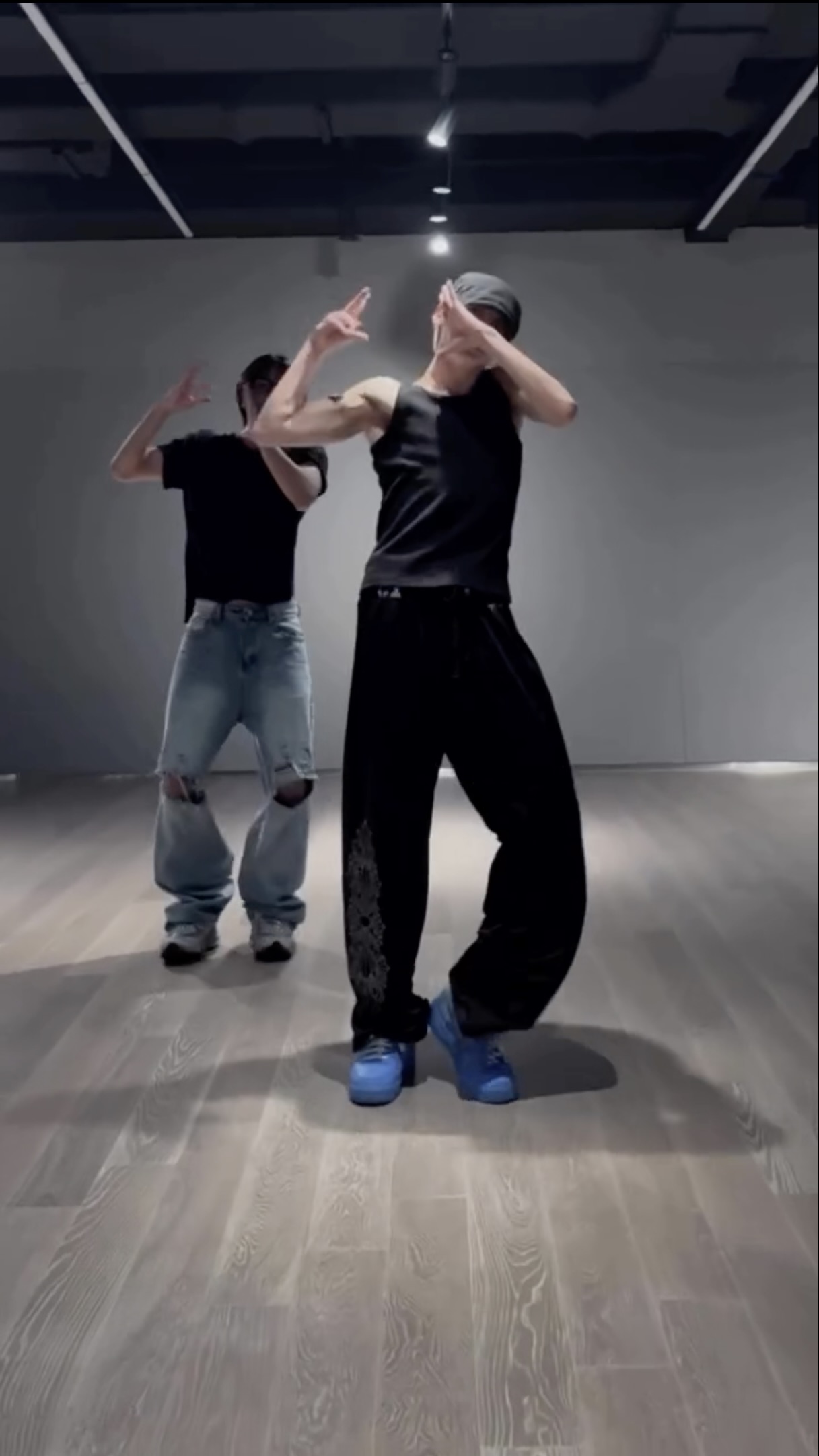 스우파 리더 계급 챌린지
NCT 위시 리쿠 x 시온 이런 것도 잘해요?👀💚 이미지
