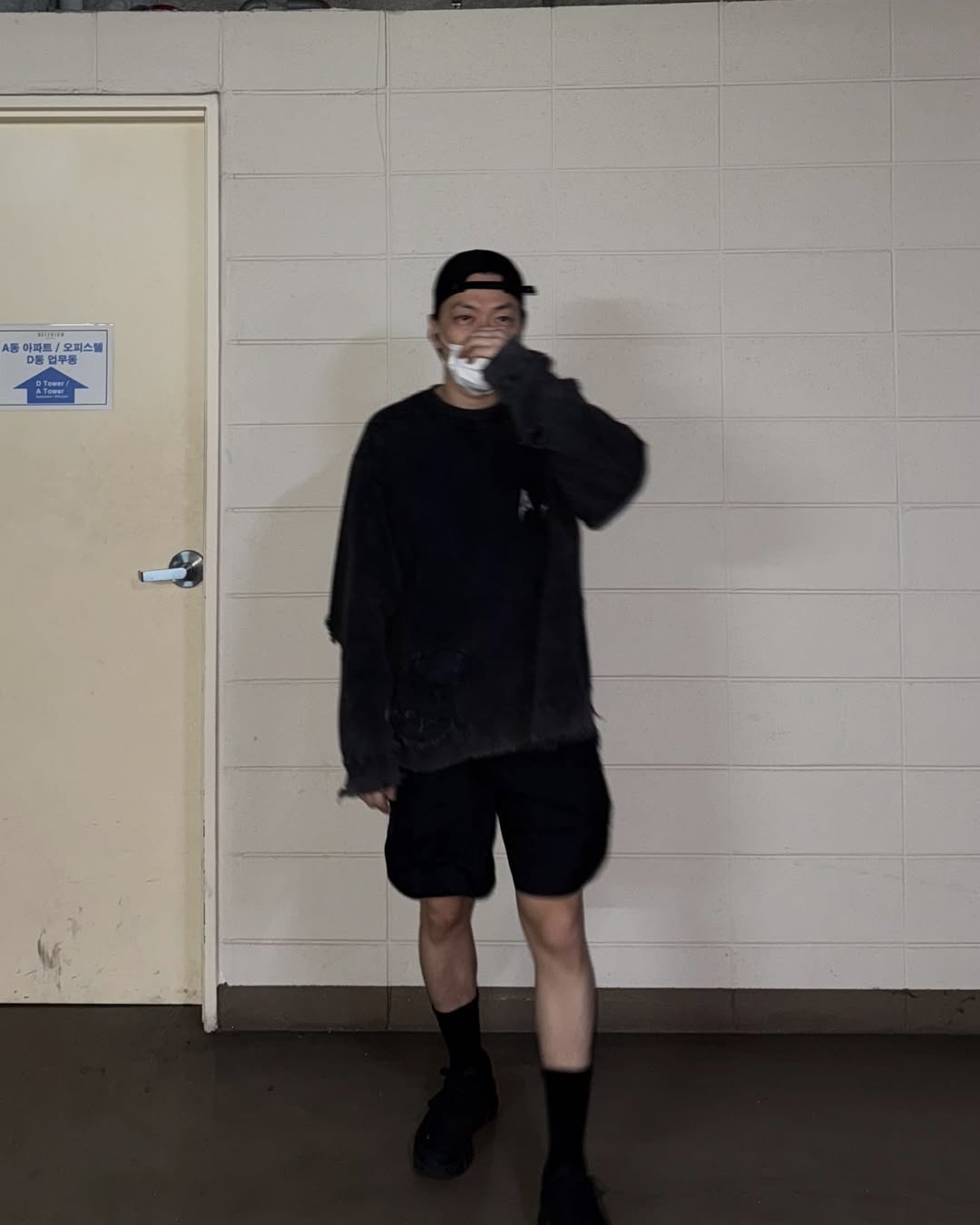 검정 양말로 여름코디 뚝딱🧦 이미지9