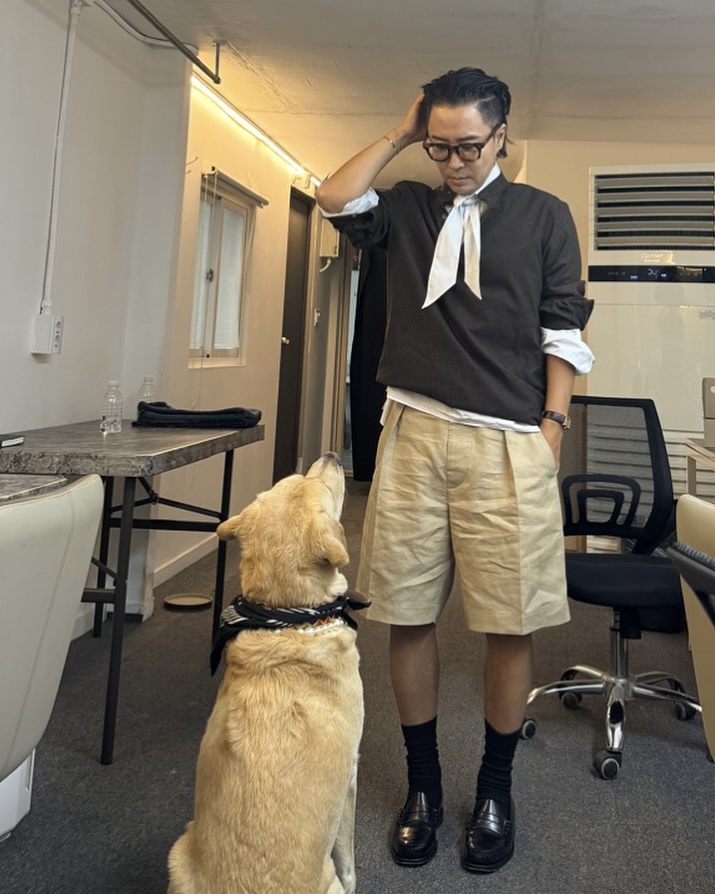 검정 양말로 여름코디 뚝딱🧦 이미지