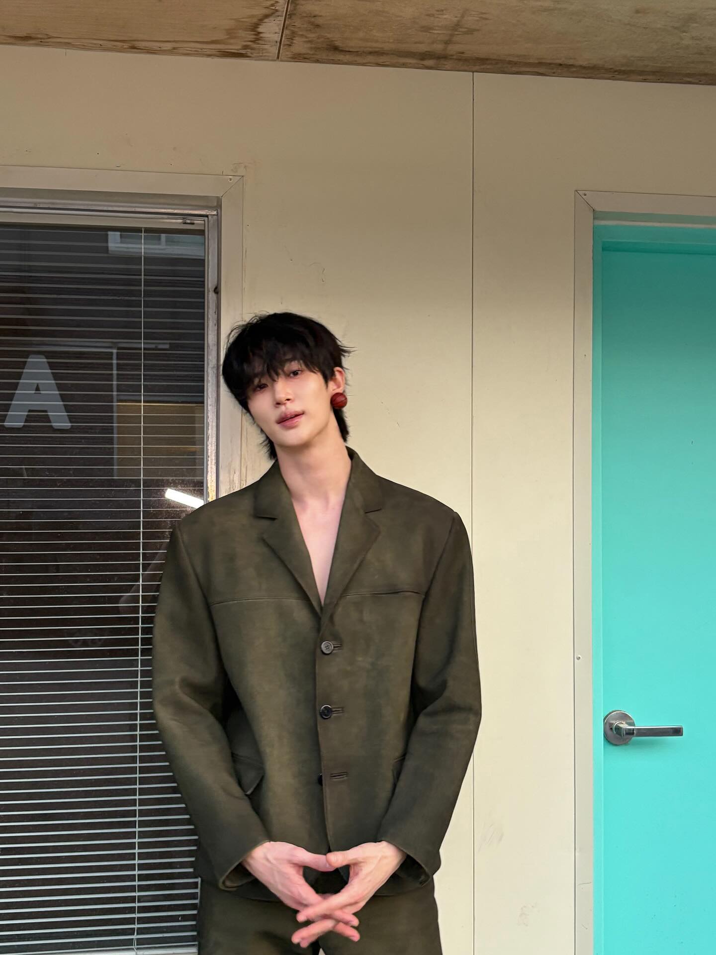 이거까지 소화하는 변우석🤎🏀
변우석이라서 소화한, prada 2025 fw 농구공 모양 귀걸이 이미지8