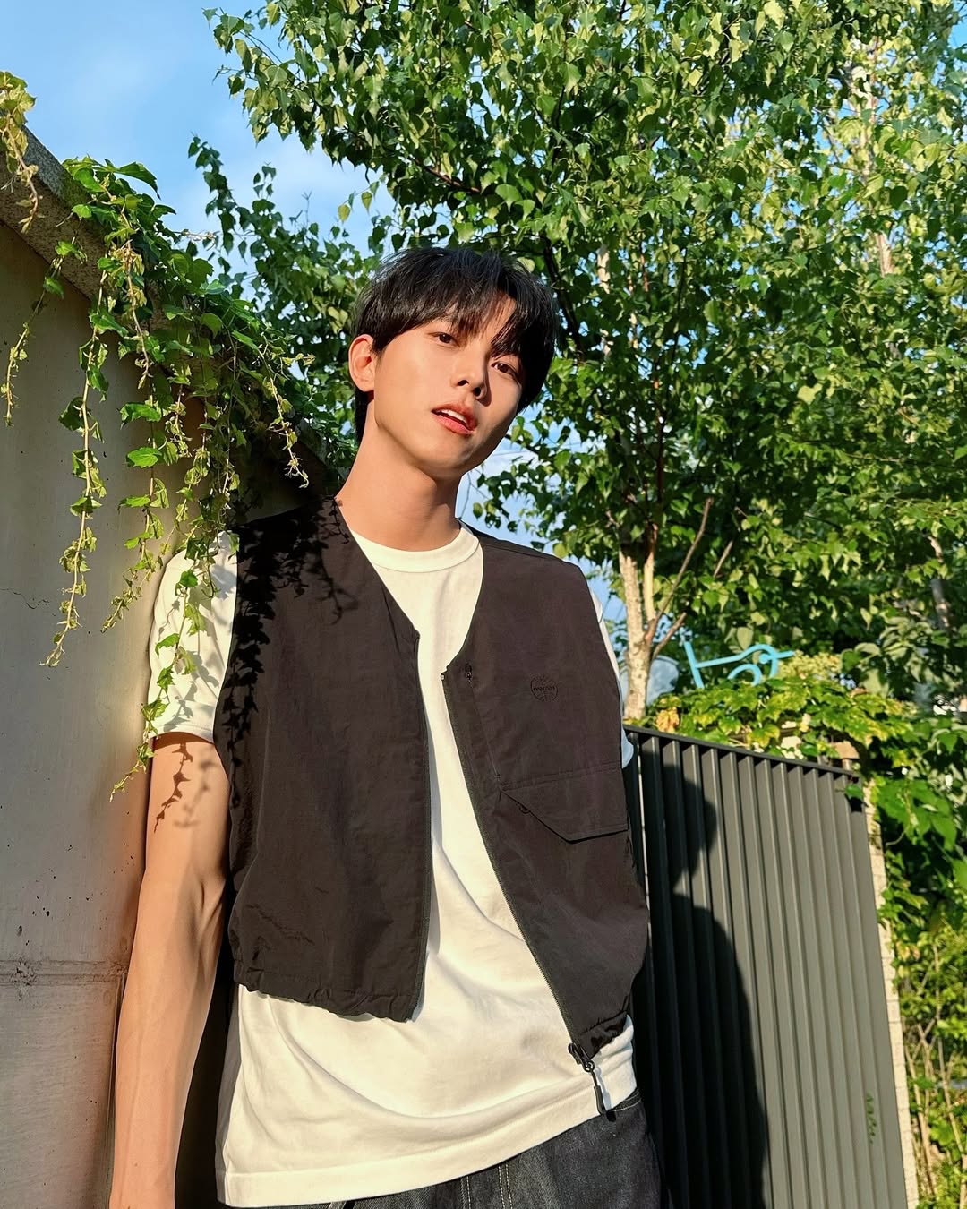 심심할 때 조끼 얹어봐🥄 이미지