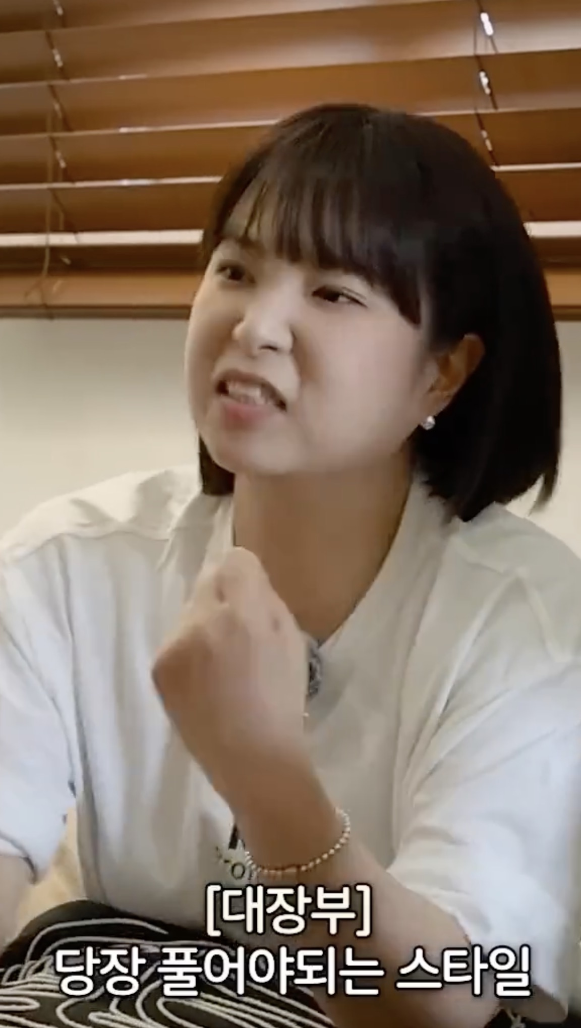 요즘 대세는 테토녀 아닌 수컷녀❤️‍🔥
웬만한 웃긴 썰보다 더 웃긴 권또또 신혼여행 썰🤣 이미지