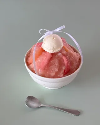 여름엔 빙수 맛집 도장깨기🍧
더운 여름, 보기만 해도 시원해지는 빙수 맛집 8곳을 소개할게요. 눈도 입도 즐거운 빙수로 여름 더위 싹 날려보세요.🧊
1. 에브리데이해피벌스데이
- 서울 마포구 연남동 227-2
2. ARE
- 경기 수원시 장안구 팔달로 225번길 25
3. 무심
- 서울 용산구 후암로13길 4 1층
4. 묘사서울
- 서울 성동구 서울숲2길 2, 2.5층
5. 코야코히
- 서울 마포구 서교동 376-7 1층
6. 미묘
- 서울 서대문구 연희로11길 41 1층
7. 공간갑
- 서울 중구 을지로3가 344-12
8. 부빙
- 서울 종로구 창의문로 136 이미지