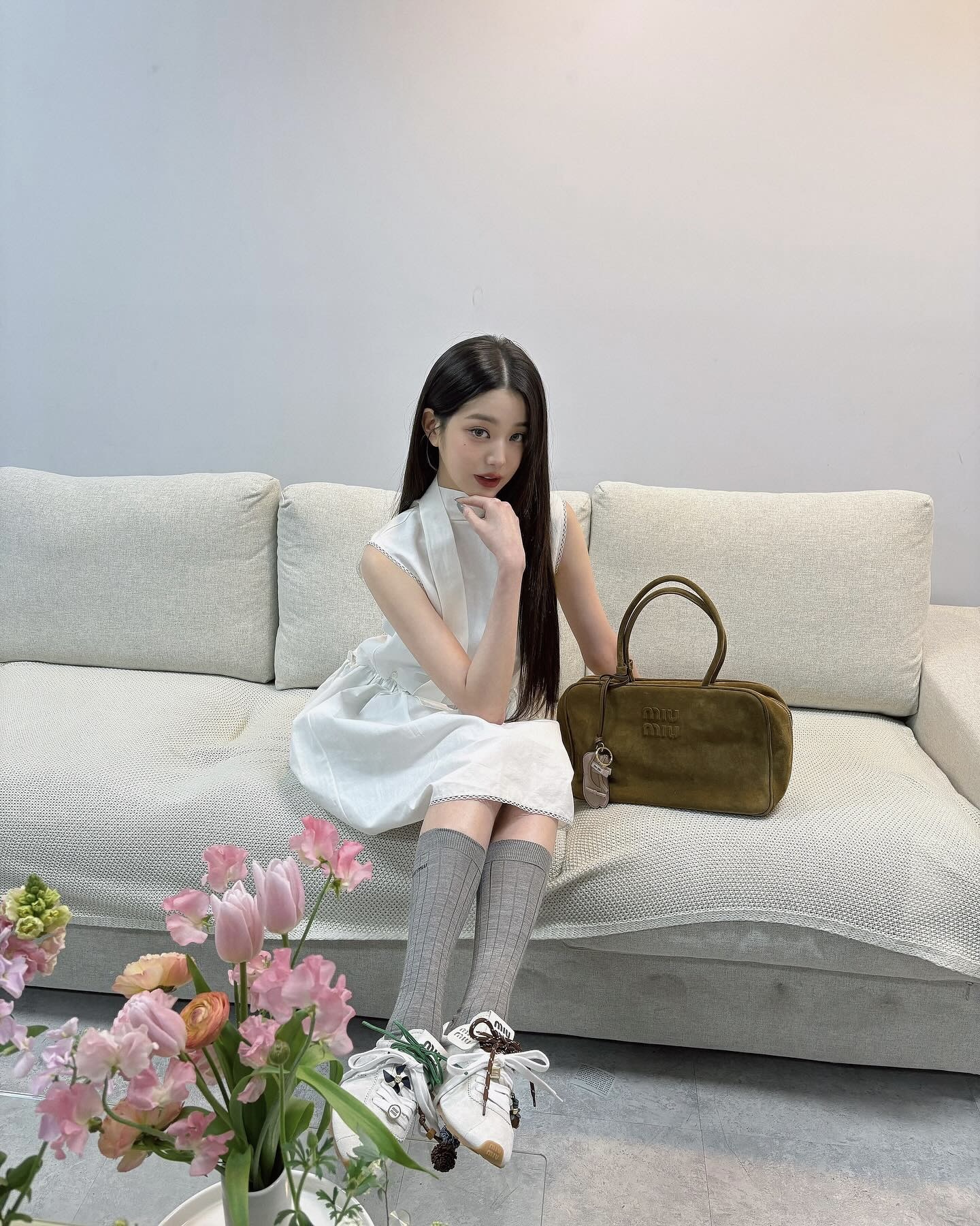 스타일 살리는 작은 차이
바로 니삭스, 셀럽들이 추천하는 비밀병기이니 활용해보세요🤫🧦 이미지