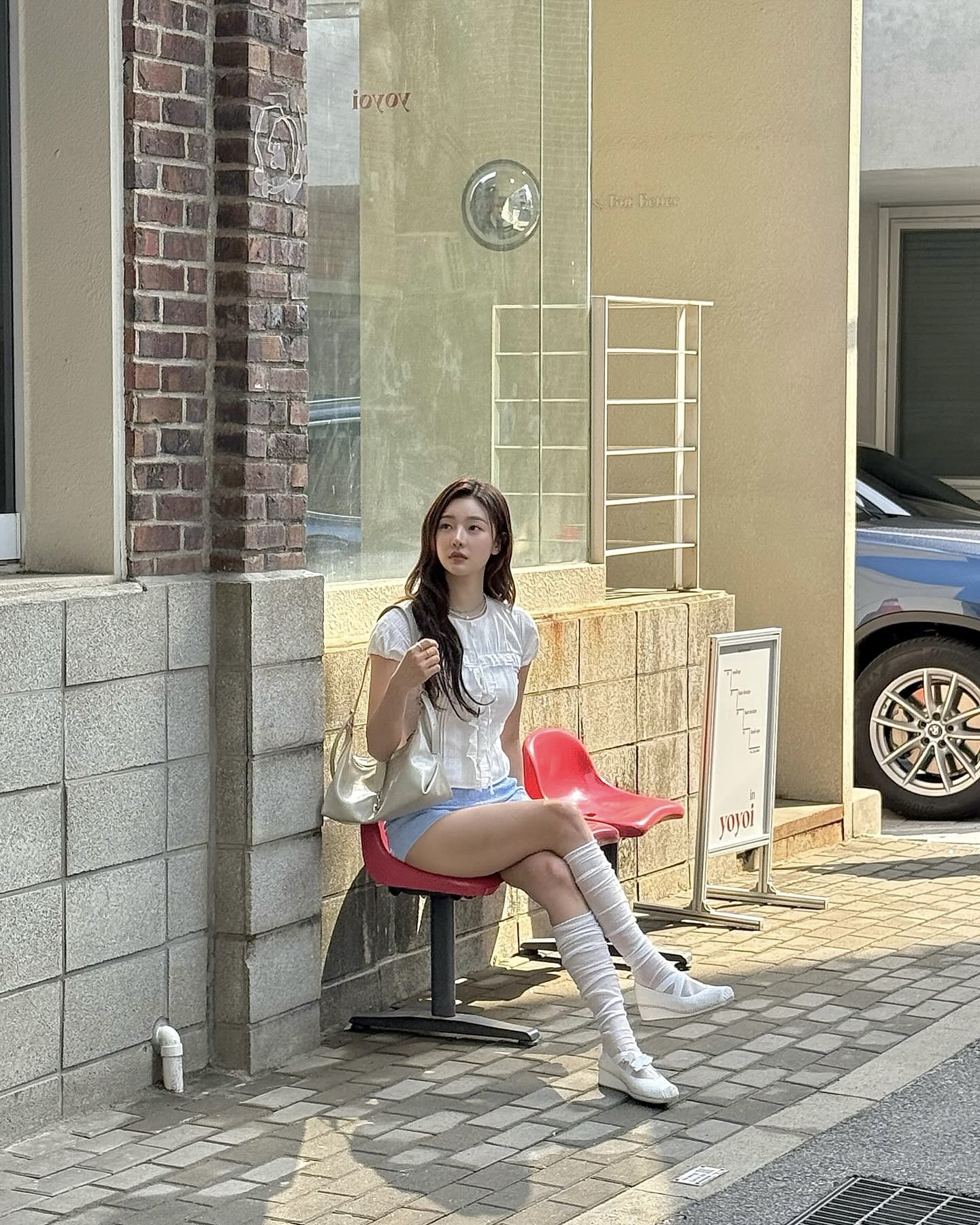 스타일 살리는 작은 차이
바로 니삭스, 셀럽들이 추천하는 비밀병기이니 활용해보세요🤫🧦 이미지2