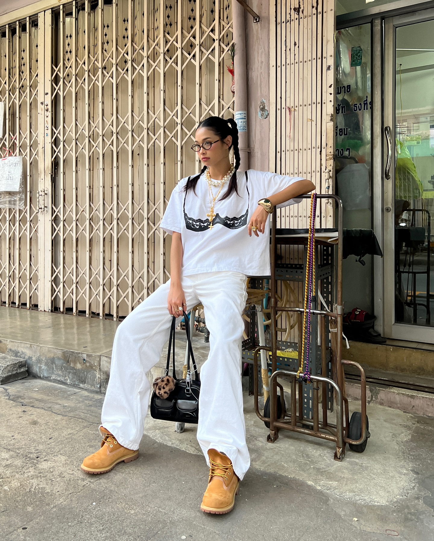 키링은 많을 수록 다다익선♥️
센스 있는 사람들 이렇게 달고 다니던데? 너네도 자랑 좀 해봐🤭

 이미지6