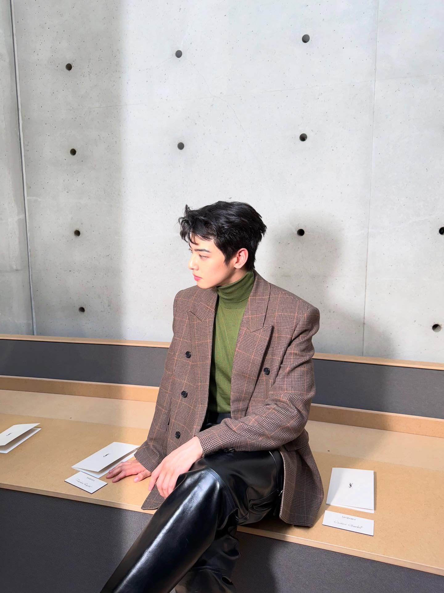 생로랑 차은우 얼굴 진짜 감사하다🩶 이미지7