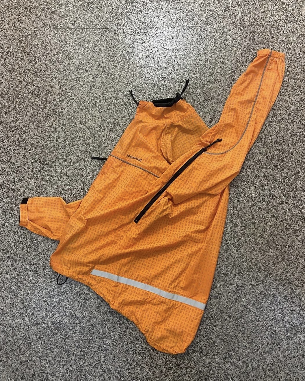현행 가능한 90s 몽벨 바막🍊 이미지7