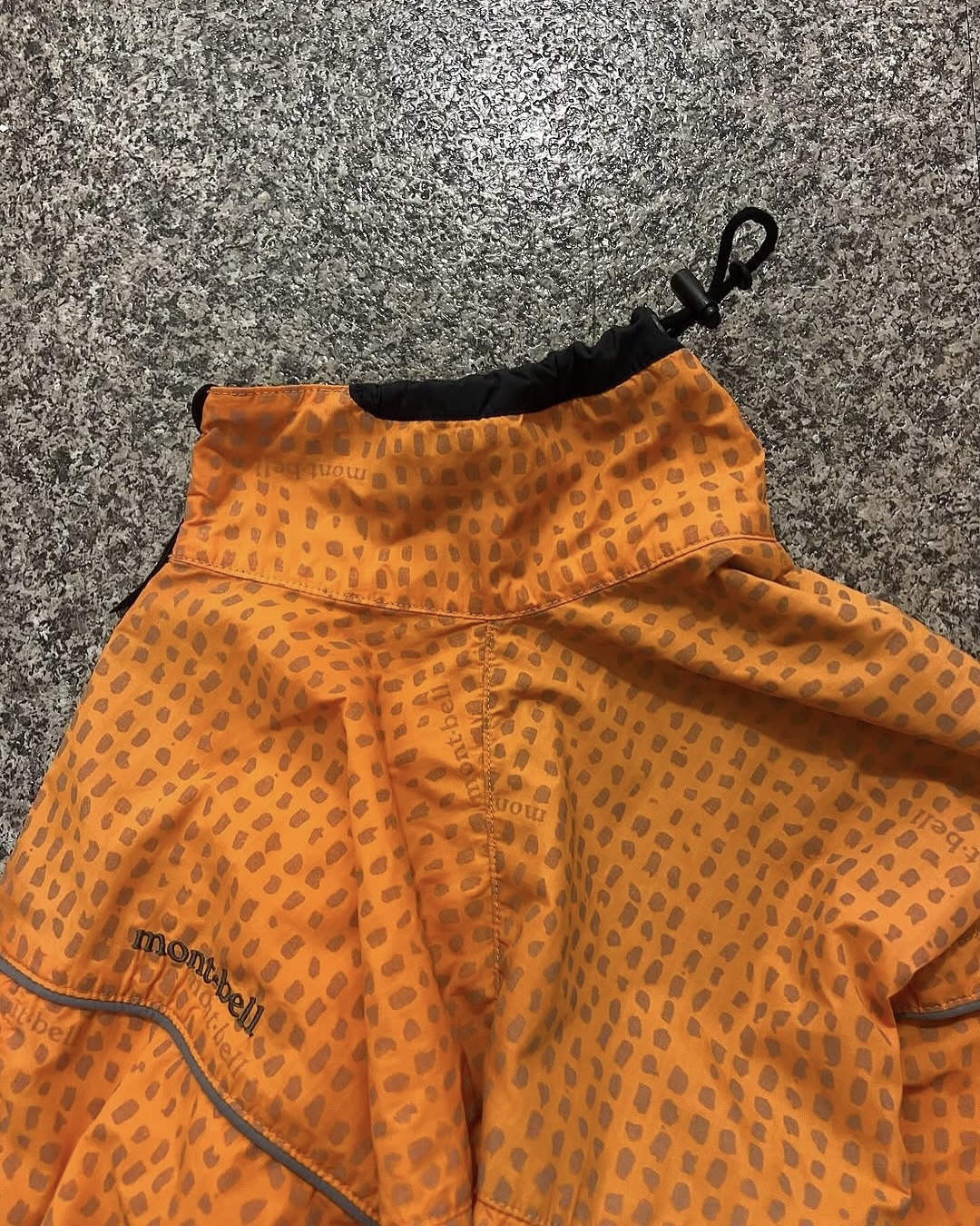 현행 가능한 90s 몽벨 바막🍊 이미지5