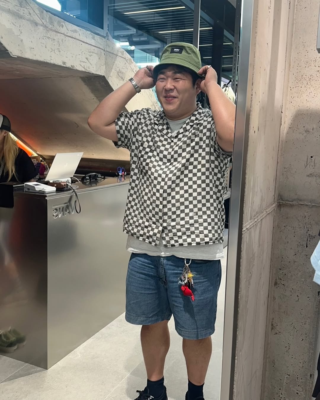 여름 기본템은 청반바지👖 이미지