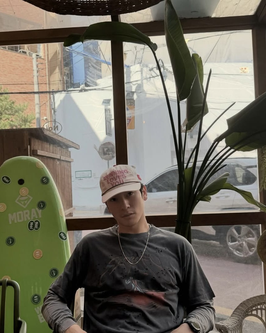 올여름 트렌드 반팔에 긴팔✔️ 이미지3