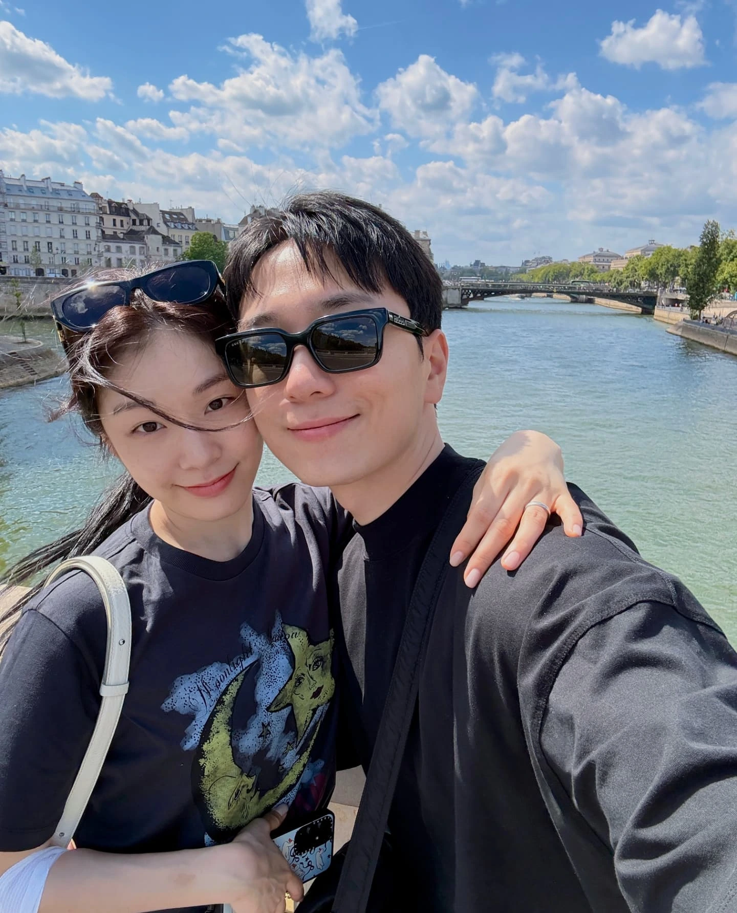 귀하디 귀한 연느의 럽스타👩‍❤️‍👨
김연아 & 고우림 부부의 달달 커플샷✨ 이미지3