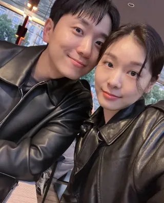 귀하디 귀한 연느의 럽스타👩❤️👨
김연아 & 고우림 부부의 달달 커플샷✨ 이미지